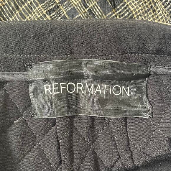 Reformation Black & Beige Quilted Plaid Mini Skirt - Size M - Picture 3 of 4
